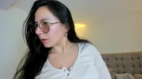 Bella online show from 30, 5, 2026