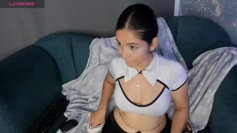 Bella Becca  online show from 5, 1, 2026