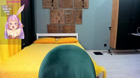 Snapshot of bellaburn chatting on 7, 1, 2025 Bella online show from 7, 1, 2025