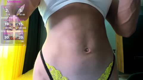 Snapshot of bellaburn chatting on 26, 2, 2025 Bella online show from 26, 2, 2025