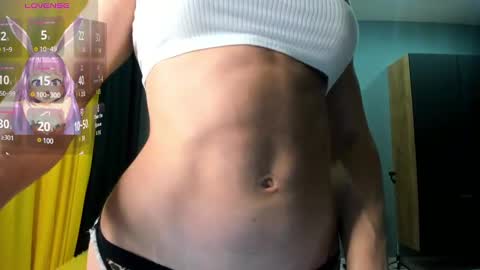 Snapshot of bellaburn chatting on 28, 2, 2025 Bella online show from 28, 2, 2025