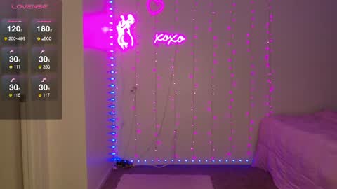 Snapshot of bellamonroee chatting on 16, 7, 2026 Bella Monroe online show from 16, 7, 2026