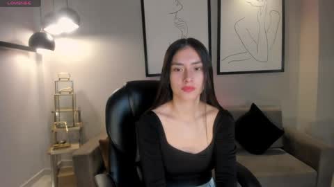 B E L L A  online show from 2, 6, 2026