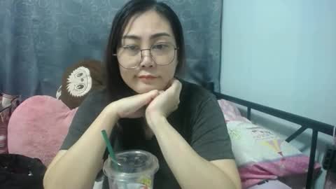 Snapshot of bellbabe chatting on 4, 11, 2025 Bella online show from 4, 11, 2025