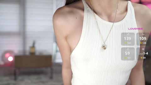 Belle Adrienne  IG  online show from 17, 12, 2024