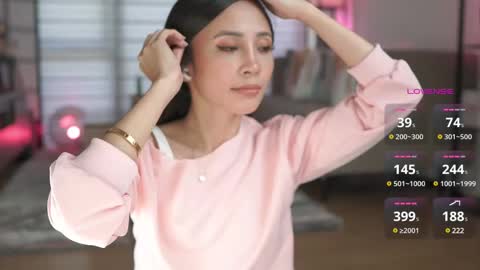 Belle Adrienne  IG  online show from 13, 2, 2025