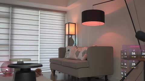 Belle Adrienne  IG  online show from 12, 9, 2025