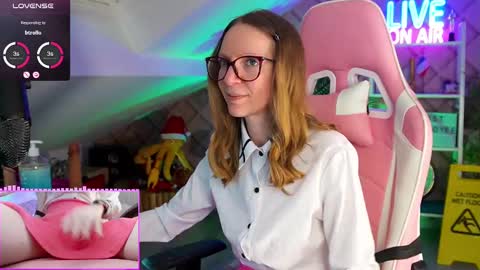 Alice online show from 10, 2, 2025