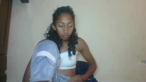 Snapshot of belle_annah chatting on 12, 5, 2026 belle_annah online show from 12, 5, 2026