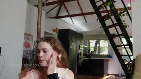 Snapshot of bellebabyboo chatting on 9, 4, 2026 BELLE online show from 9, 4, 2026