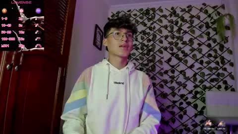 Neon online show from 15, 12, 2025