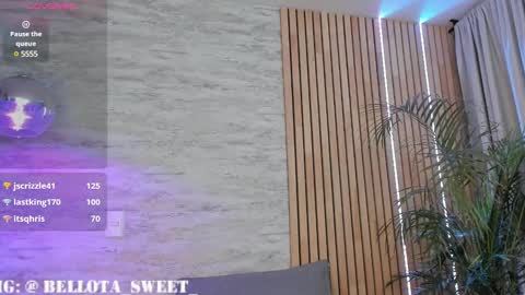 Snapshot of bellota_sweet chatting on 10, 12, 2024  Bella  online show from 10, 12, 2024
