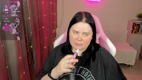 LinaBoo online show from 9, 4, 2026