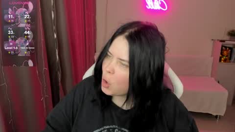 LinaBoo online show from 13, 4, 2026