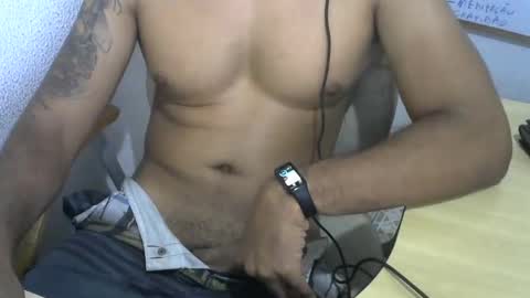 Snapshot of bembembb chatting on 8, 3, 2025 BemBemBB online show from 8, 3, 2025