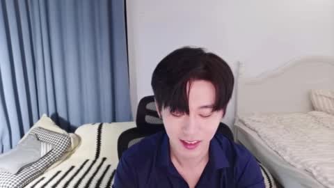 Snapshot of ben705676 chatting on 17, 9, 2025 Ben online show from 17, 9, 2025