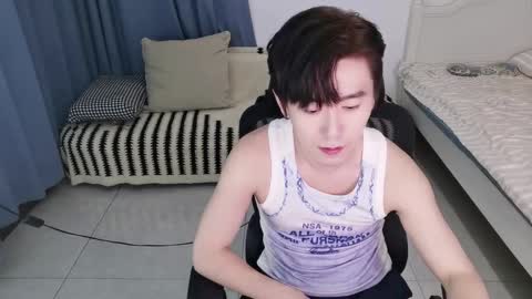 Snapshot of ben705676 chatting on 1, 10, 2025 Ben online show from 1, 10, 2025