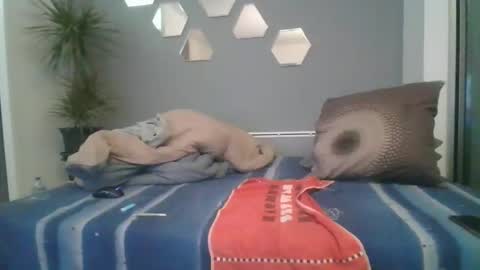 Snapshot of benbare13 chatting on 4, 2, 2025 benbare13 online show from 4, 2, 2025