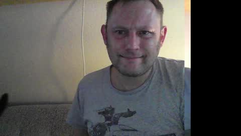 Snapshot of benizio_ chatting on 18, 12, 2024 benizio online show from 18, 12, 2024