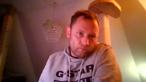 Snapshot of benizio_ chatting on 2, 1, 2025 benizio online show from 2, 1, 2025