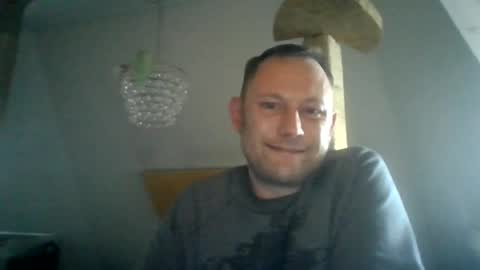 Snapshot of benizio_ chatting on 16, 1, 2025 benizio online show from 16, 1, 2025