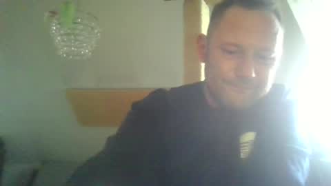 Snapshot of benizio_ chatting on 21, 2, 2025 benizio online show from 21, 2, 2025