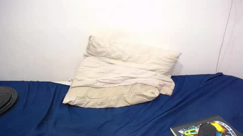 Snapshot of benjamin_button__ chatting on 27, 2, 2026 Jesus online show from 27, 2, 2026