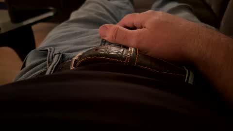 Snapshot of benz10001 chatting on 7, 12, 2024 benz10001 online show from 7, 12, 2024