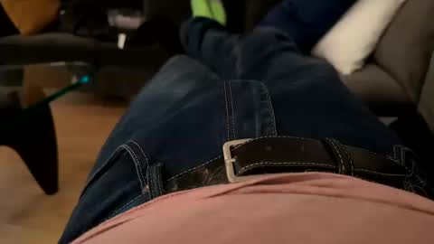 Snapshot of benz10001 chatting on 14, 10, 2025 benz10001 online show from 14, 10, 2025