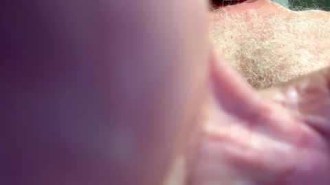 Snapshot of benz10001 chatting on 21, 10, 2025 benz10001 online show from 21, 10, 2025