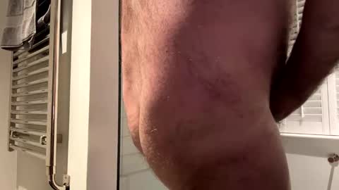 benz10001 online show from 7, 11, 2025