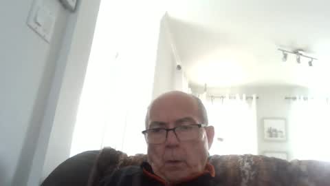 bernard1102 online show from 15, 2, 2026