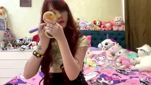 Eva  online show from 12, 5, 2026