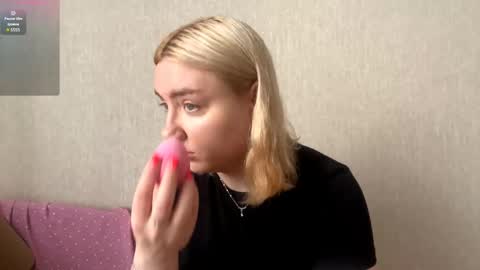 Anny online show from 4, 6, 2026