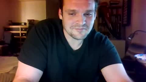 Snapshot of bernie__sanders chatting on 17, 3, 2026 Bernie online show from 17, 3, 2026