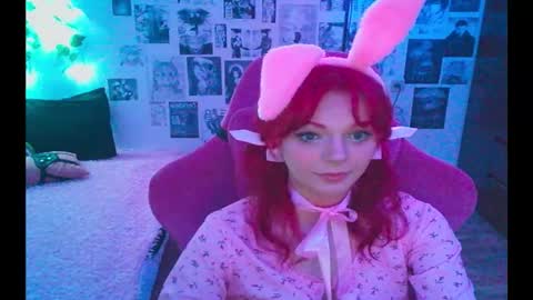 BerrieKitten online show from 8, 10, 2025