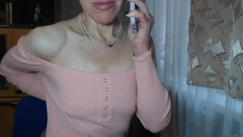 Snapshot of berry2024 chatting on 4, 12, 2024 berry2024 online show from 4, 12, 2024