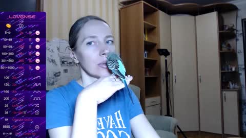 Snapshot of berry2024 chatting on 3, 3, 2025 berry2024 online show from 3, 3, 2025