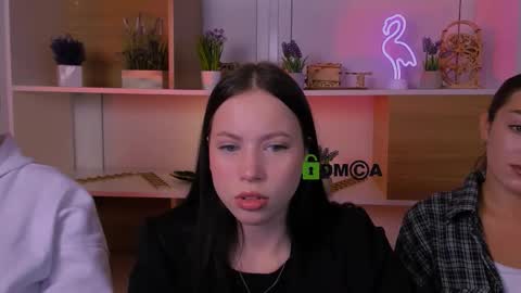 Snapshot of berry_vibe chatting on 4, 11, 2025 berry vibe online show from 4, 11, 2025