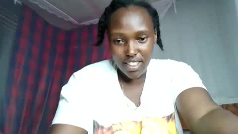 Snapshot of berrythighs chatting on 14, 3, 2026 berrythighs online show from 14, 3, 2026