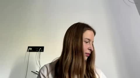 Lina online show from 22, 4, 2026