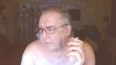 Snapshot of best127 chatting on 7, 2, 2025 jean online show from 7, 2, 2025