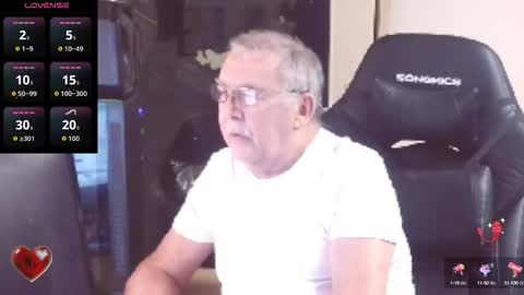 Snapshot of best127 chatting on 13, 10, 2025 jean online show from 13, 10, 2025