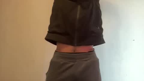 Snapshot of bestbodycb chatting on 16, 4, 2026 bestbodycb online show from 16, 4, 2026