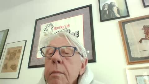 Snapshot of bestshot1951 chatting on 3, 2, 2026 bestshot1951 online show from 3, 2, 2026