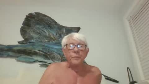 Snapshot of bestshot1951 chatting on 18, 3, 2026 bestshot1951 online show from 18, 3, 2026