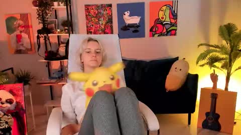 Snapshot of bethanycloud chatting on 4, 10, 2025 Bethany online show from 4, 10, 2025