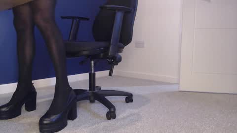 Snapshot of bethanyd04 chatting on 6, 10, 2025 bethanyd04 online show from 6, 10, 2025