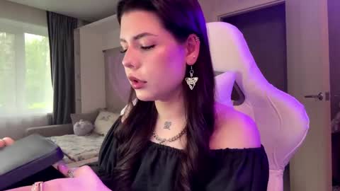 Airin online show from 4, 6, 2026