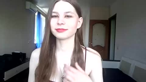 Snapshot of bethkallberg chatting on 14, 6, 2026 Leila online show from 14, 6, 2026